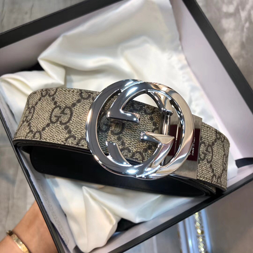 スーパーコピーグッチベルト背面デザイン